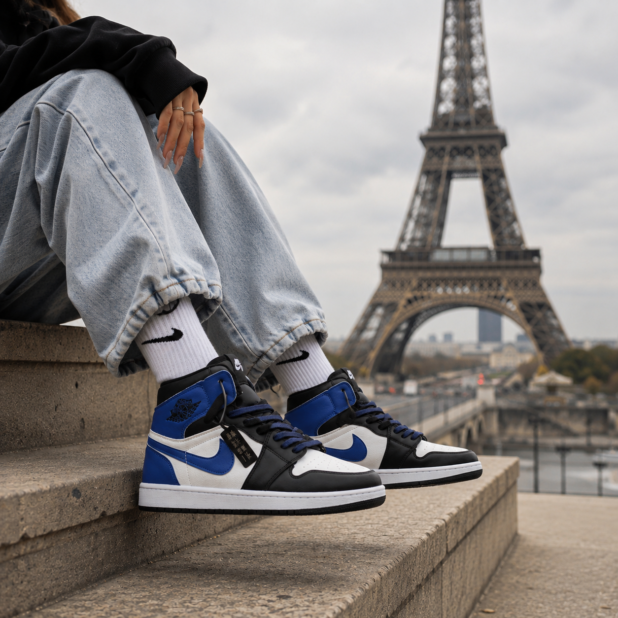 کتونی جردن وان زنانه مشکی ابی نایک مدل Air Jordan 1High Black Blue